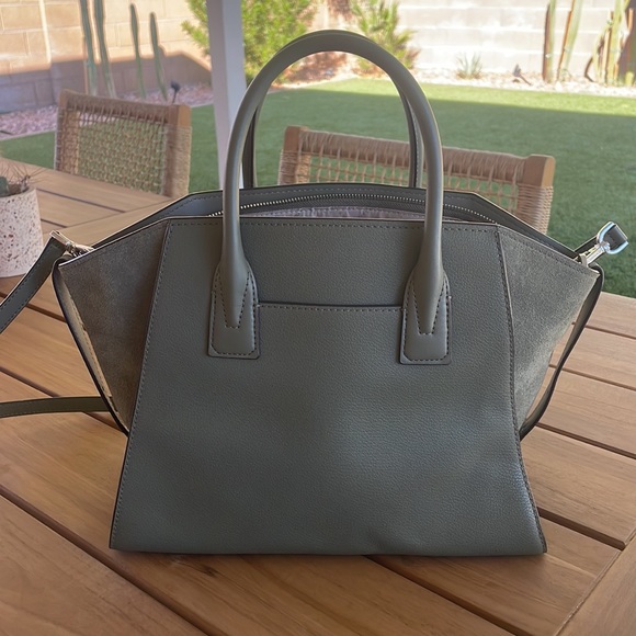 Michael Kors purse - Picture 2 of 4